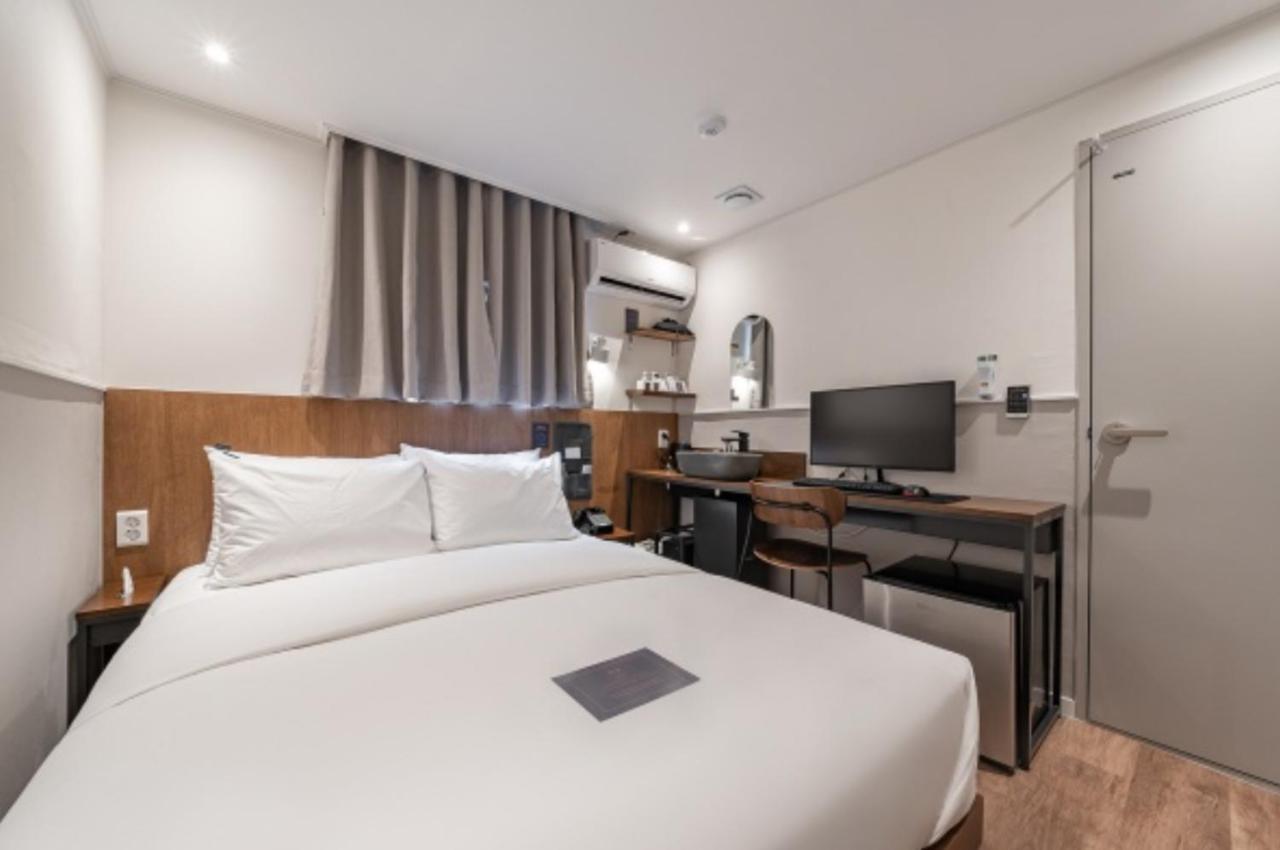 Just Stay Hotel โซล ภายนอก รูปภาพ