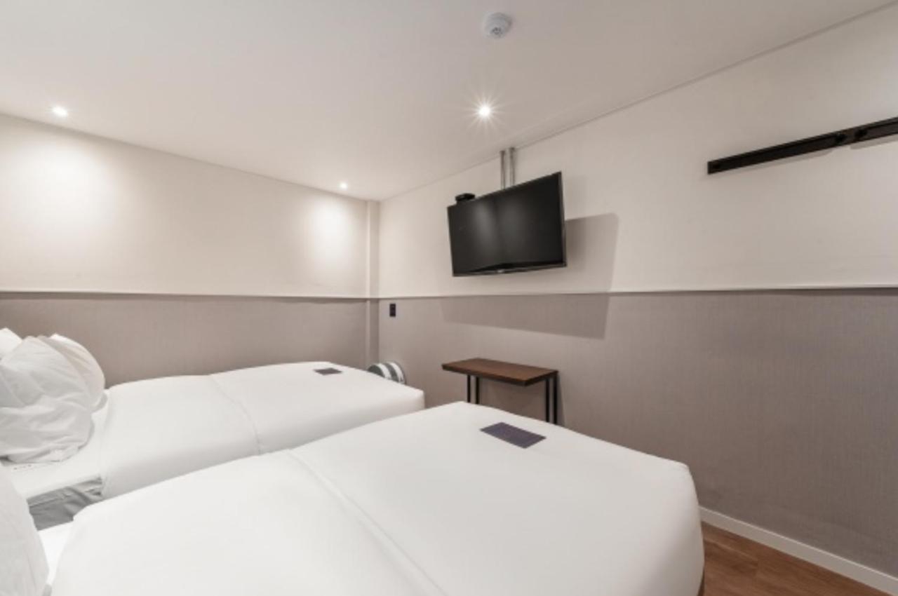 Just Stay Hotel โซล ภายนอก รูปภาพ