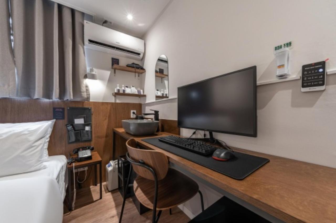 Just Stay Hotel โซล ภายนอก รูปภาพ